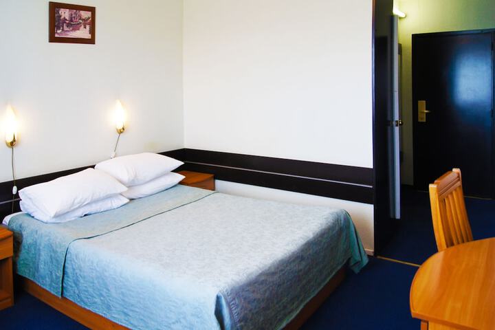 Room 43 of 120