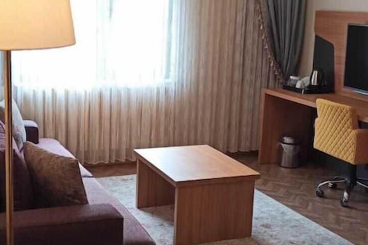 Room 33 of 54