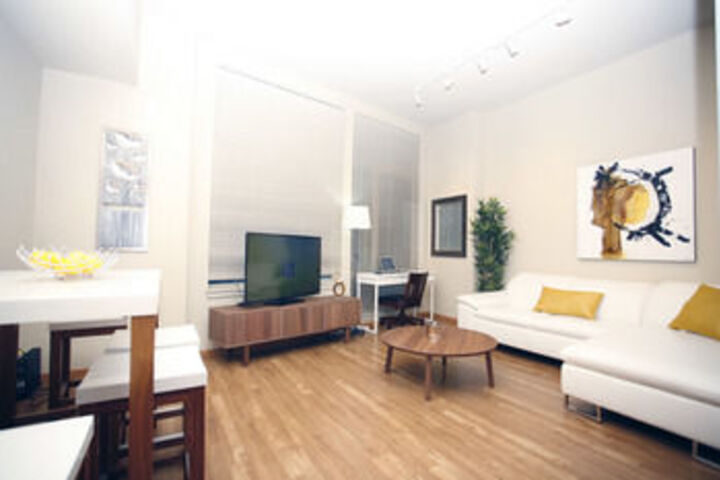 Room 16 of 19
