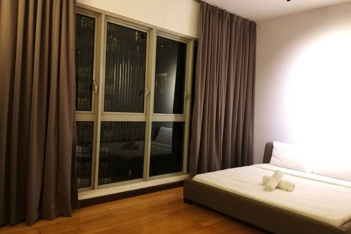 Room 16 of 43