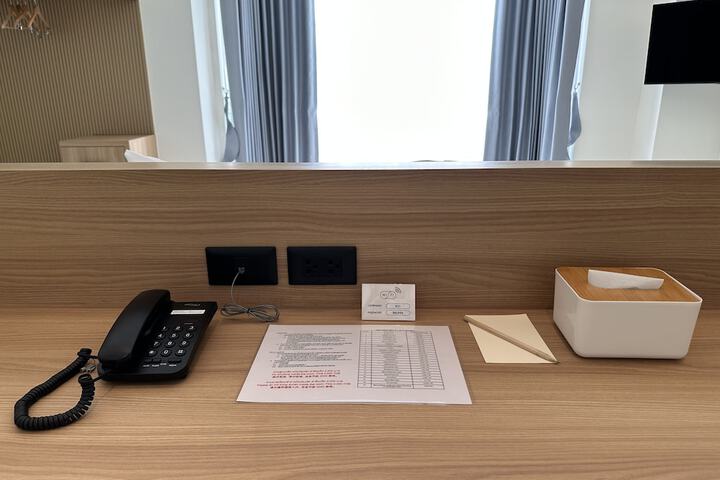 Room 16 of 46