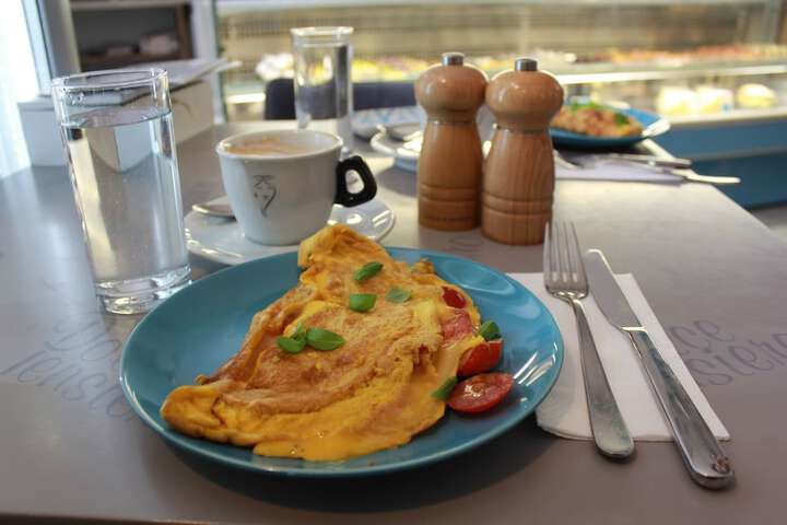 Breakfast/Coffee Service 29 of 44