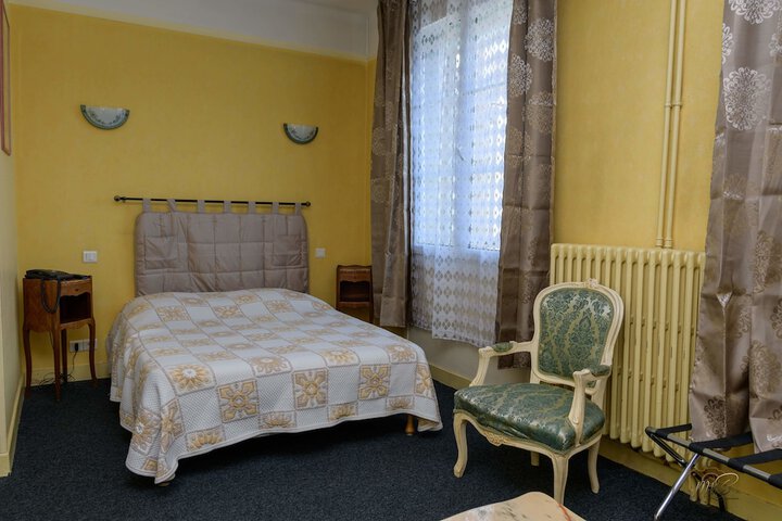 Room 5 of 25