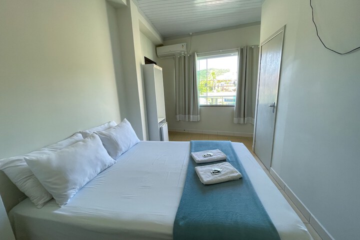 Room 19 of 40
