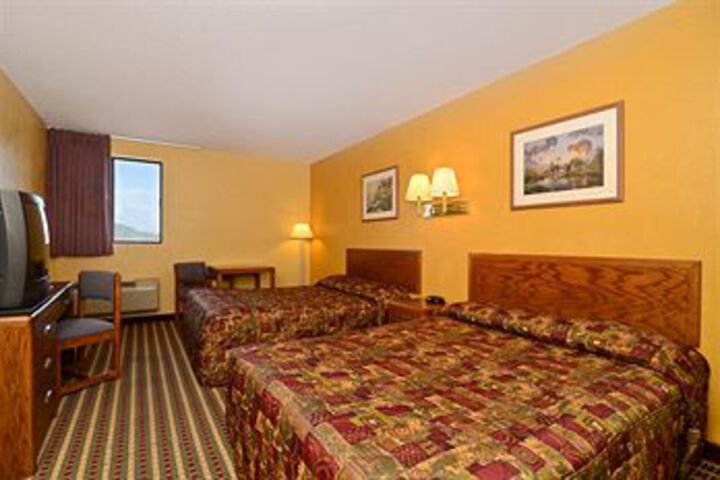 Room 18 of 44