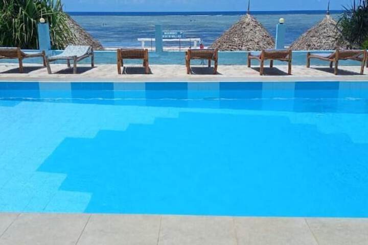 Pool 34 of 96