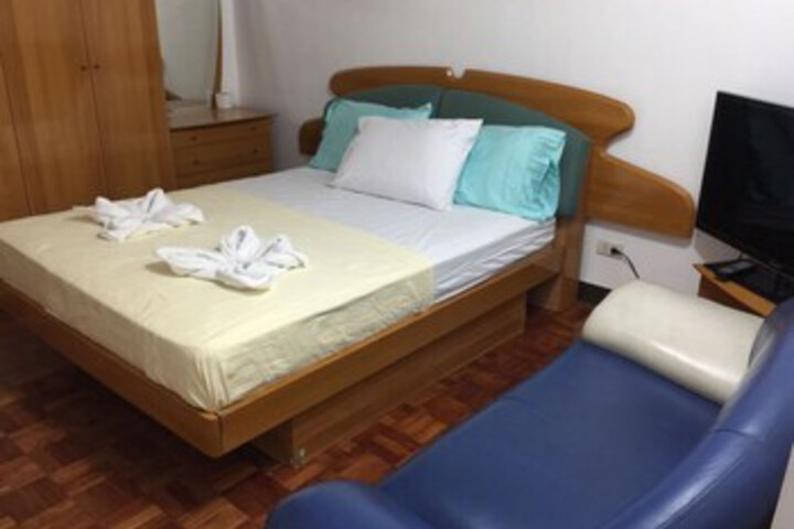 Room 39 of 103