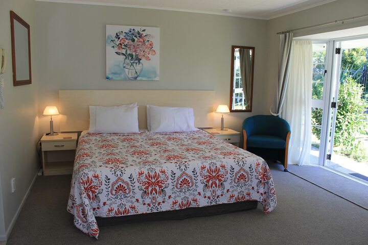Room 3 of 39