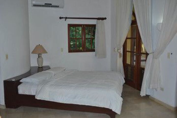 Room 7 of 22