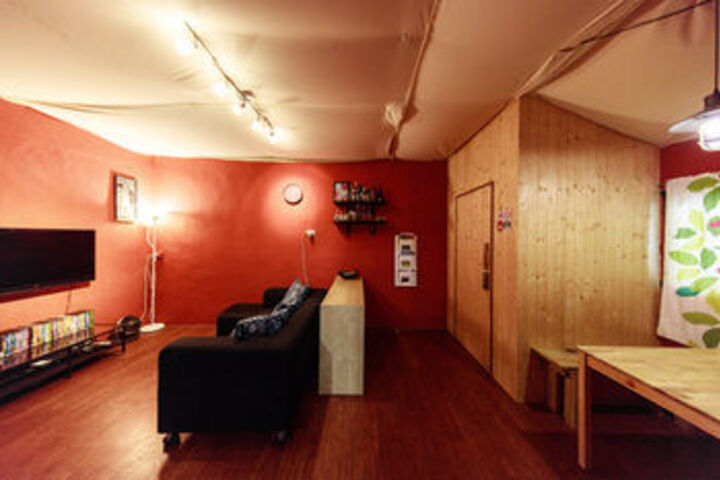 Room 18 of 19