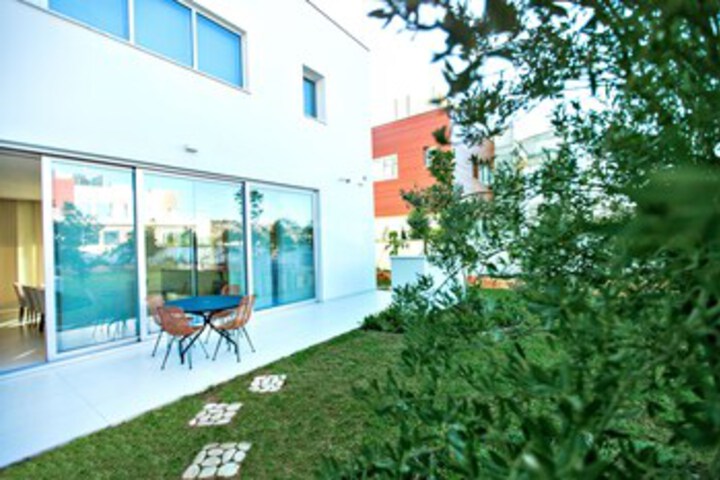 Terrace/Patio 27 of 32