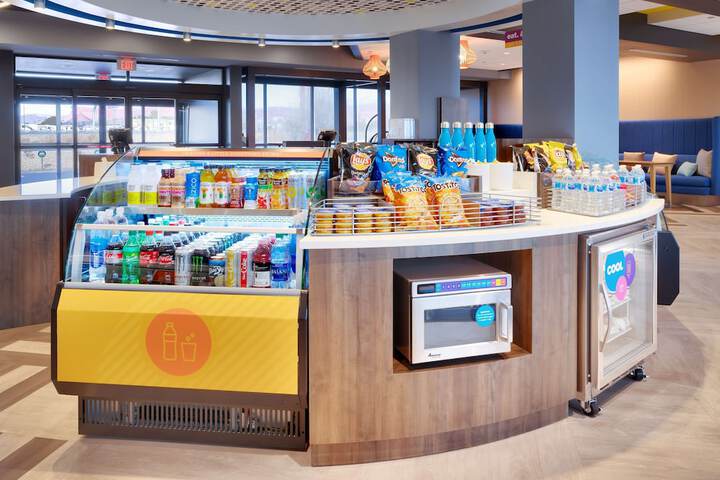 Snack bar