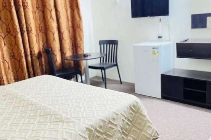 Room 20 of 34