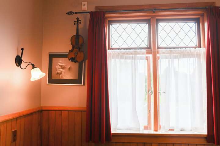 Room 30 of 170