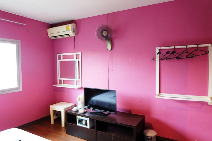 Room 79 of 130