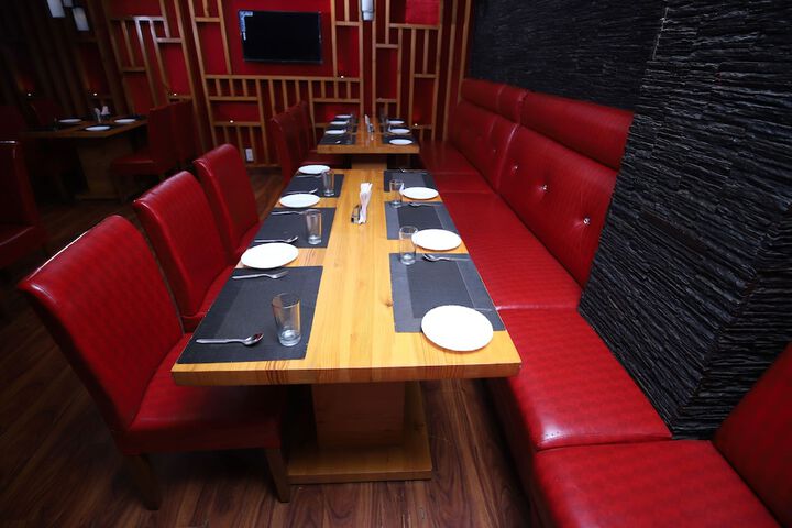Dining 27 of 46