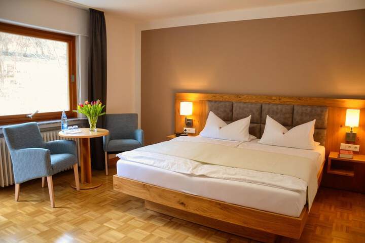 Room 10 of 41