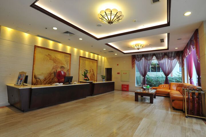 Hotel Interior 2 of 32
