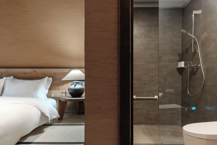 Room 47 of 110