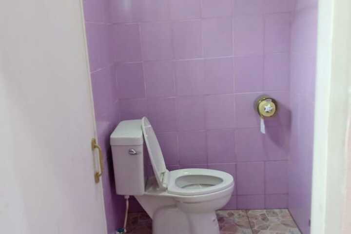 Room 12 of 34