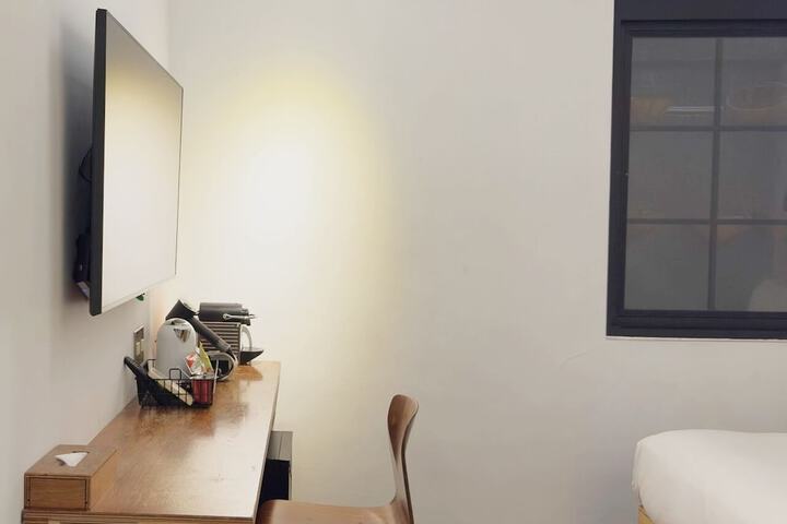 Room 25 of 109