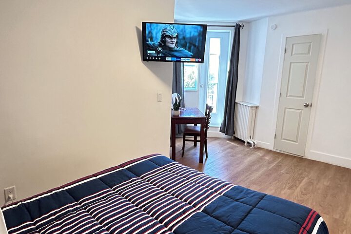 Room 7 of 26
