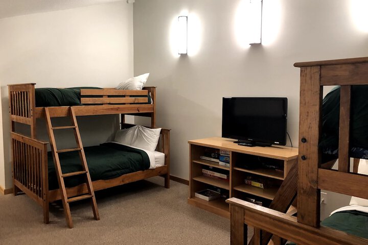 Room 15 of 98