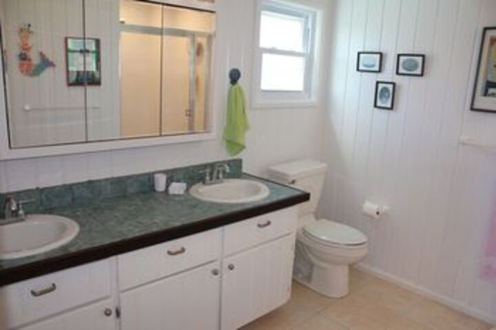 Room 4 of 35