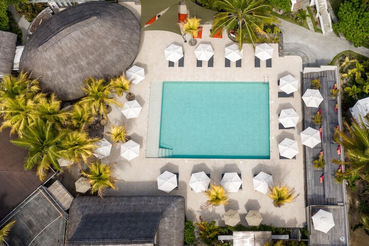 Pools & Facilities