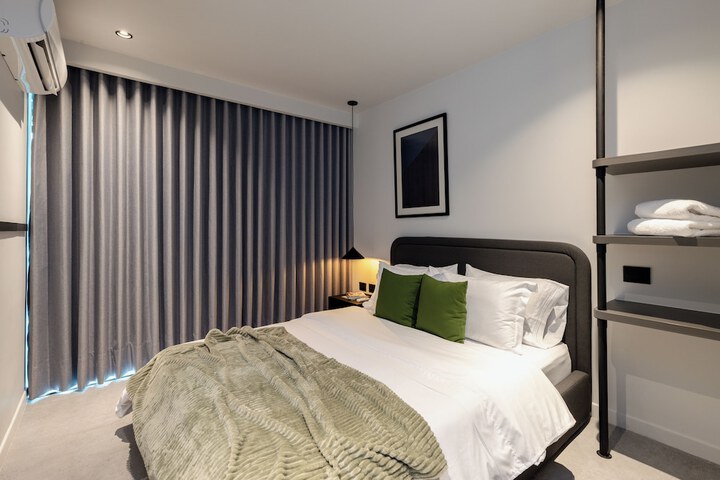 Room 10 of 199