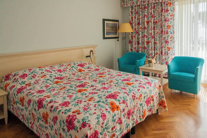 Room 13 of 67