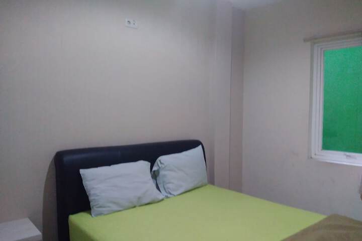 Room 3 of 7
