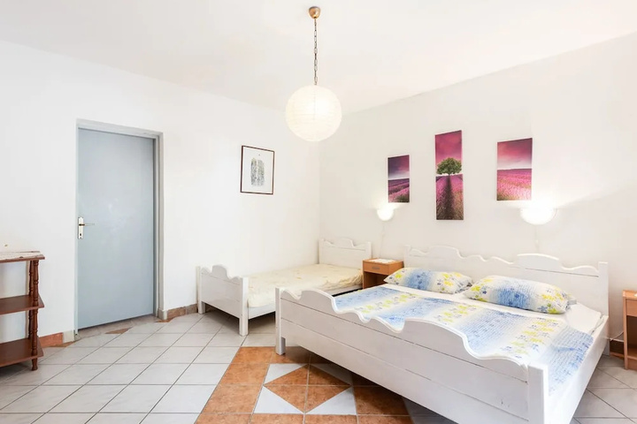 Charming home with private Terrace and Garden