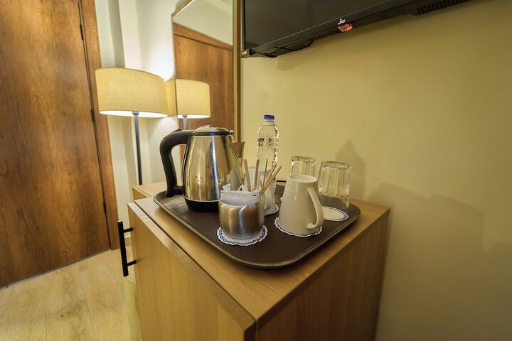 Breakfast/Coffee Service 95 of 174