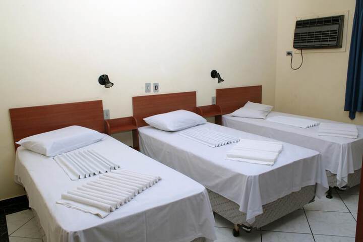 Room 9 of 26