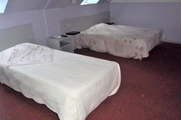 Room 9 of 20