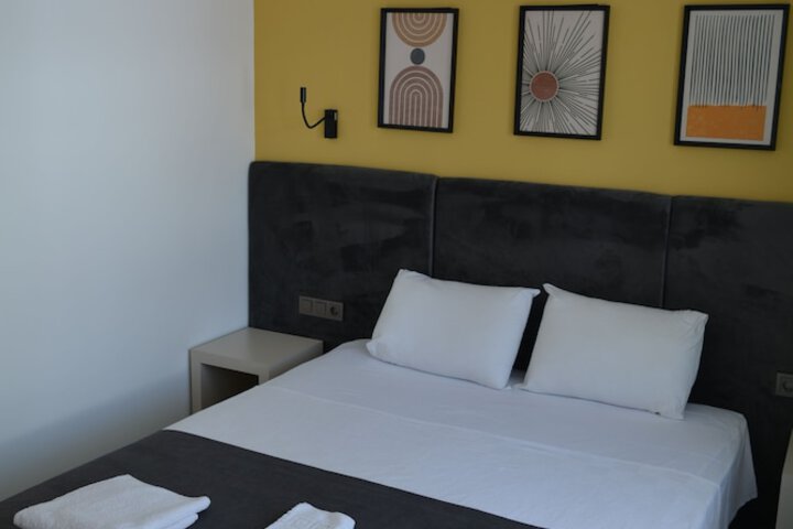 Room 16 of 63