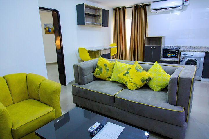 Room 17 of 26