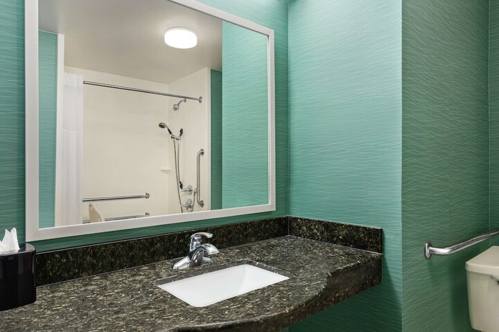 Bathroom shower