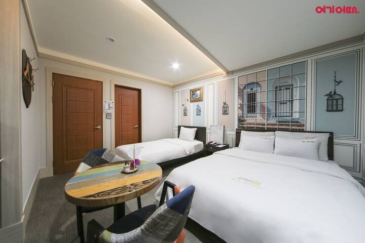 Room 18 of 55