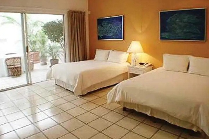 Room 2 of 9