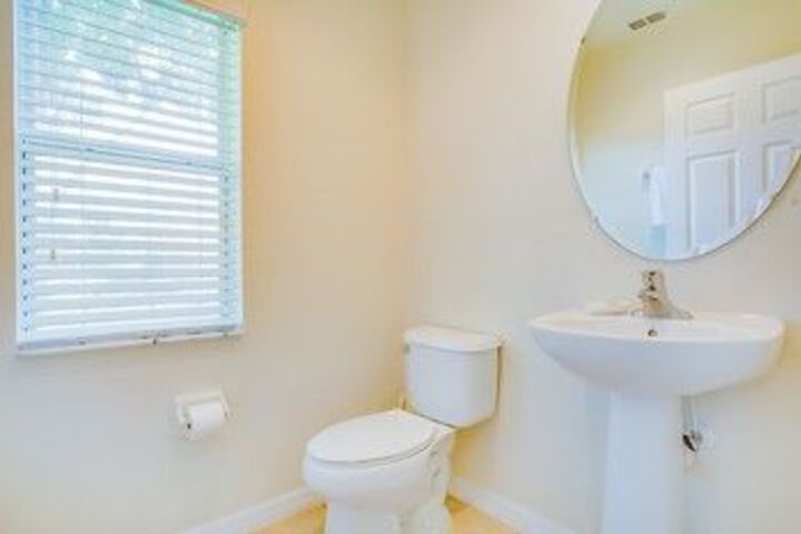 Room 2 of 22