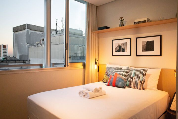 Room 32 of 40