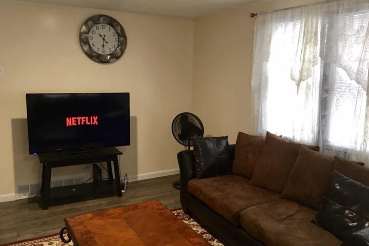 Room 5 of 25
