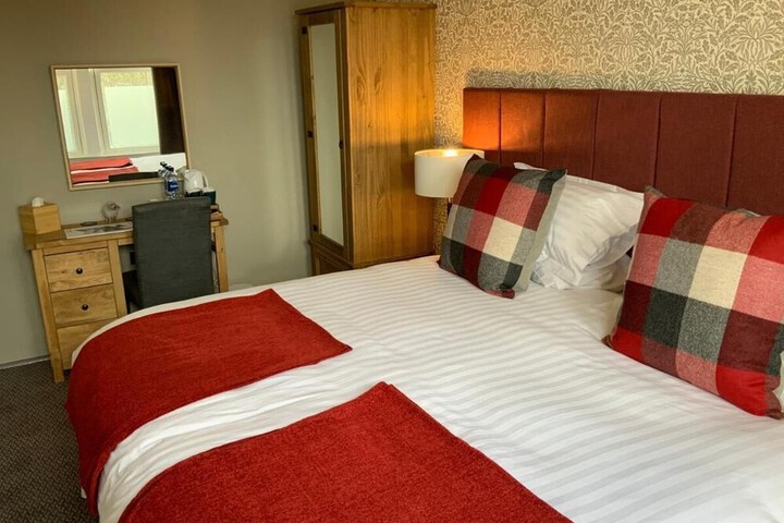 Room 26 of 32
