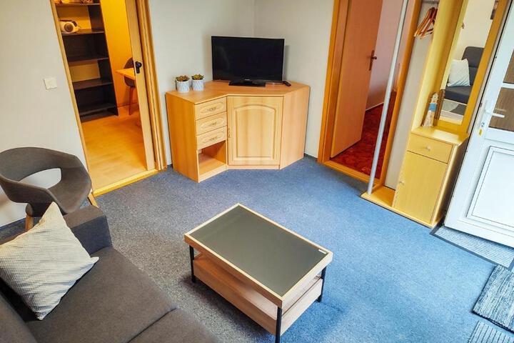 Room 3 of 14