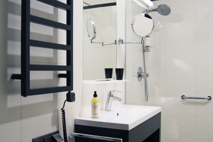 Clean Restrooms