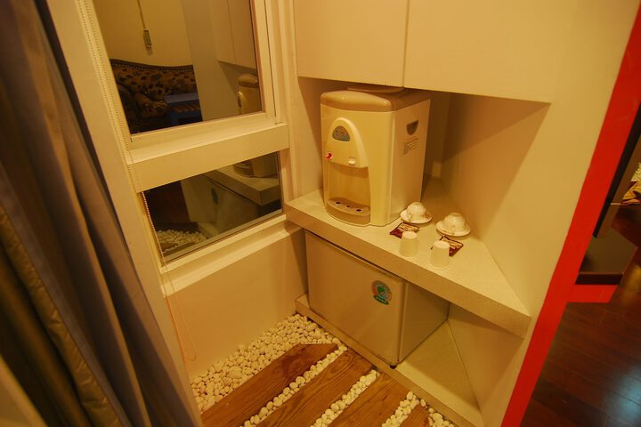 Room 14 of 84