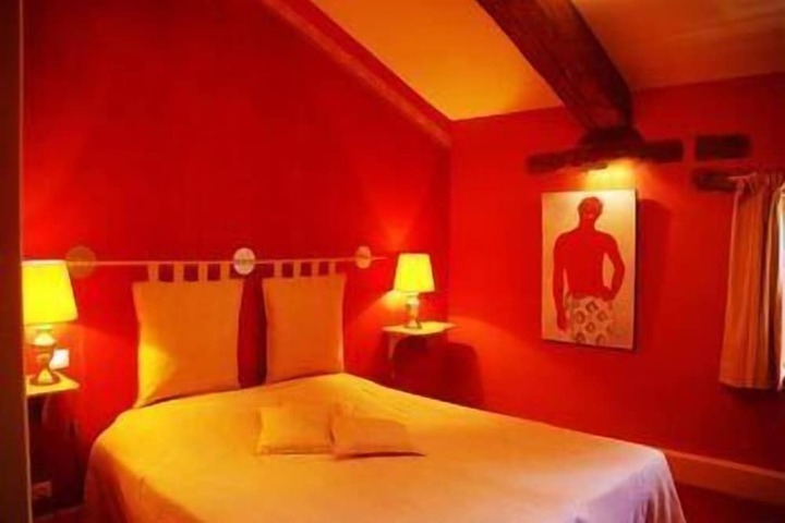 Room 25 of 92