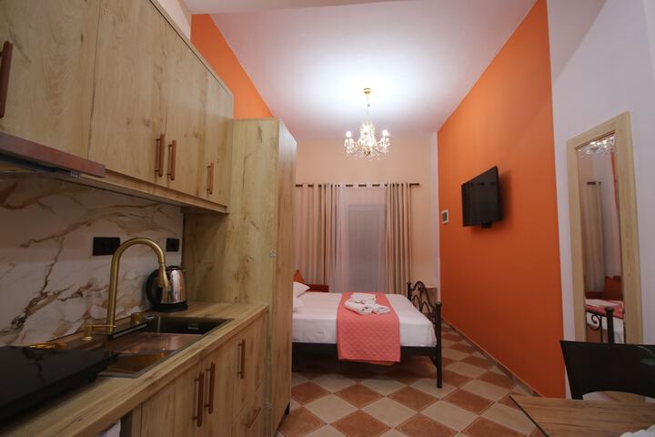 Room 30 of 72